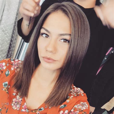 demet özdemir instagram|More.